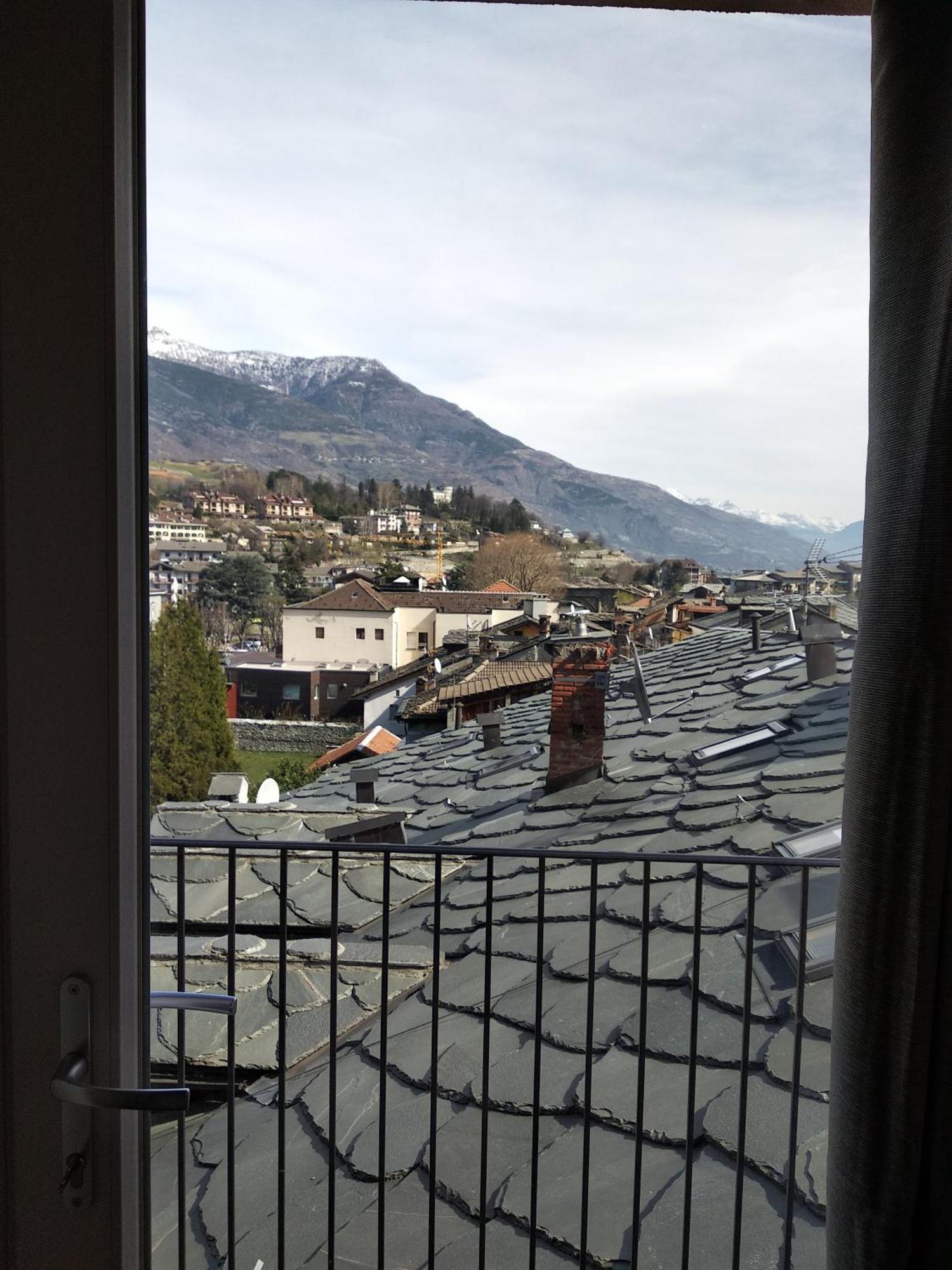 Maison Soleil - In Mansarda - Affitti Brevi Italia Aosta Exteriör bild
